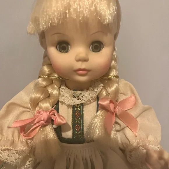 Heidi Madame Alexander Doll VNTG